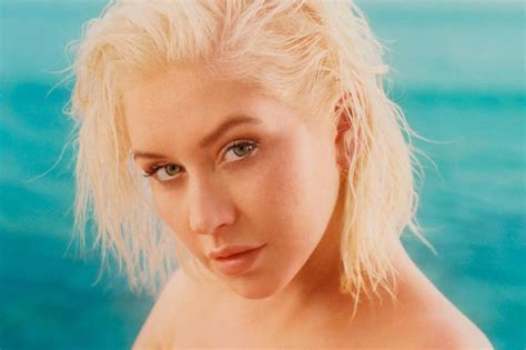 christina aguilera nude pics|Christina Aguilera Strips Down in the Tub for Nude Photoshoot